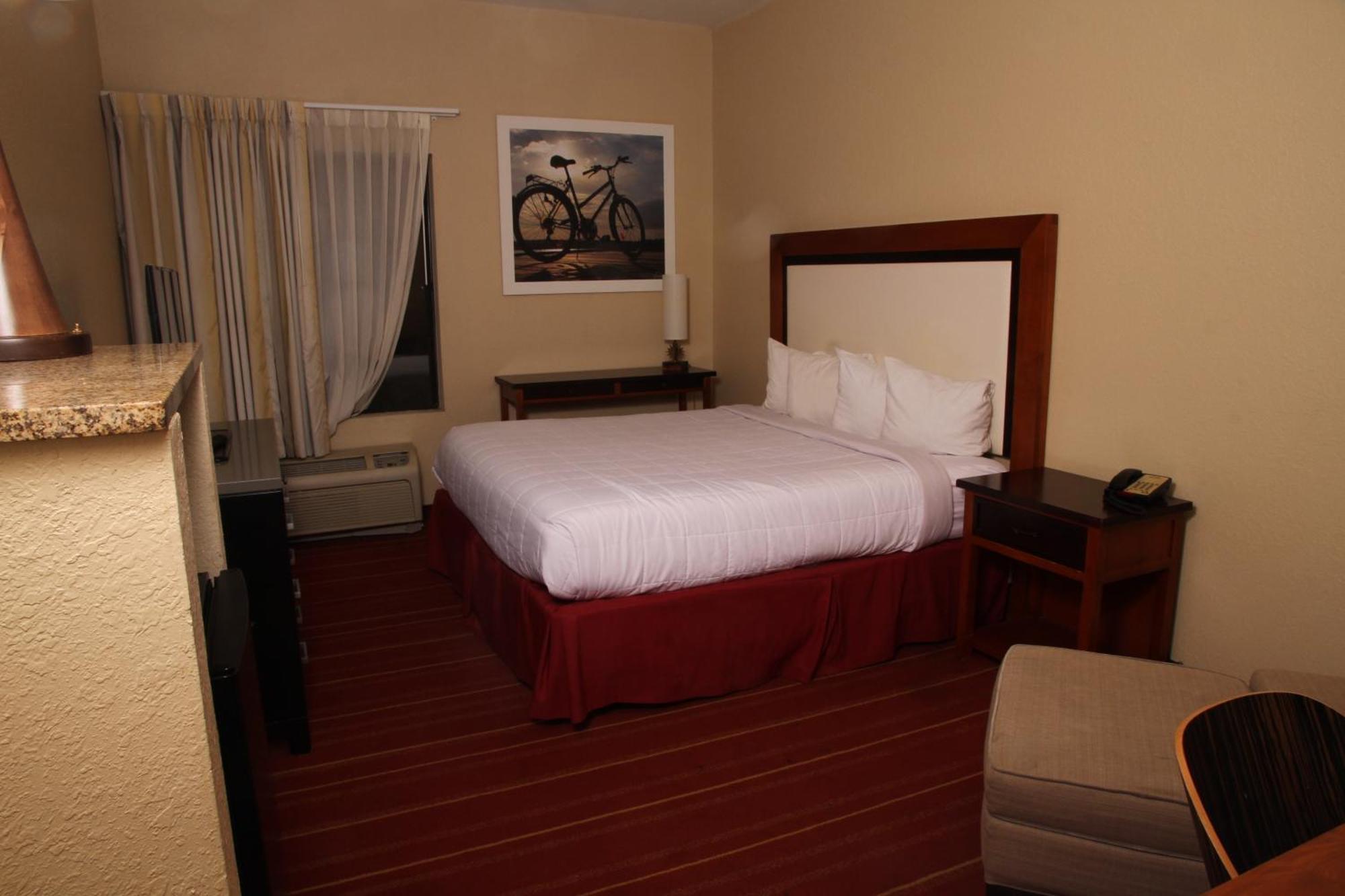 Days Inn By Wyndham Semmes Mobile Exterior foto