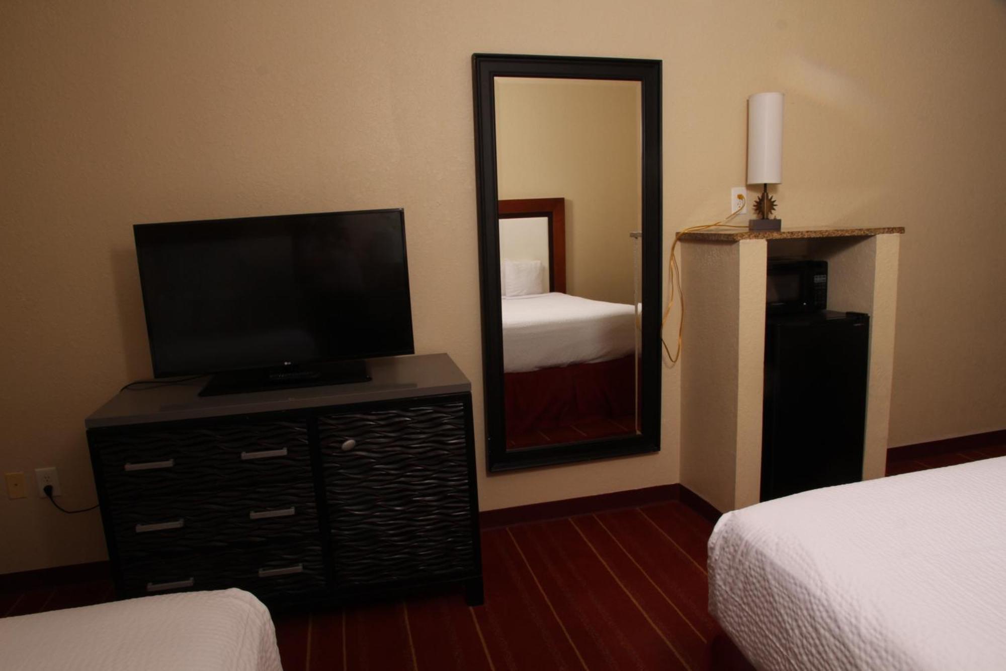 Days Inn By Wyndham Semmes Mobile Exterior foto