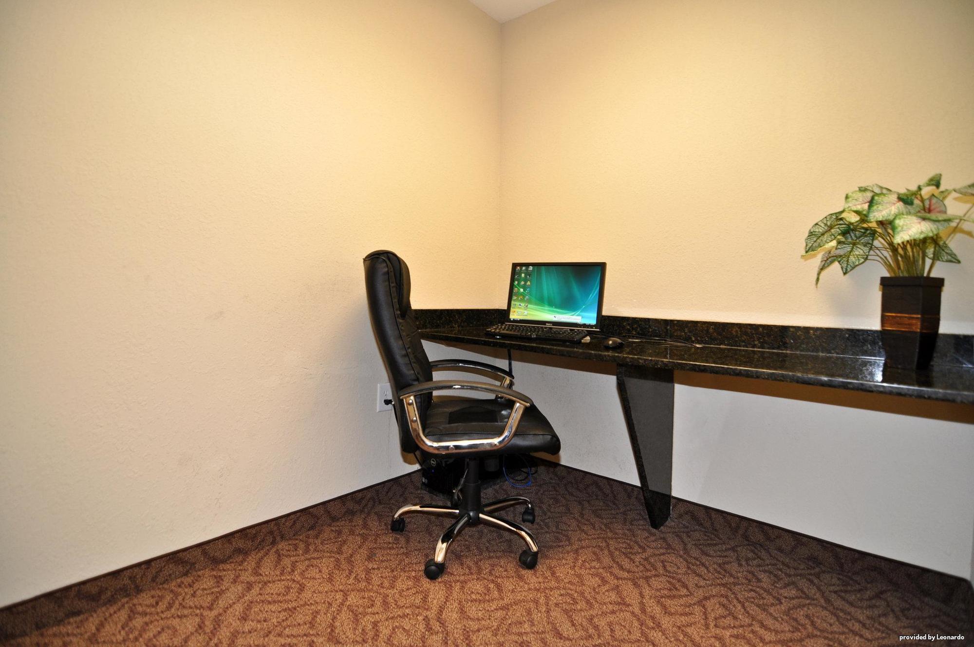 Days Inn By Wyndham Semmes Mobile Facilidades foto
