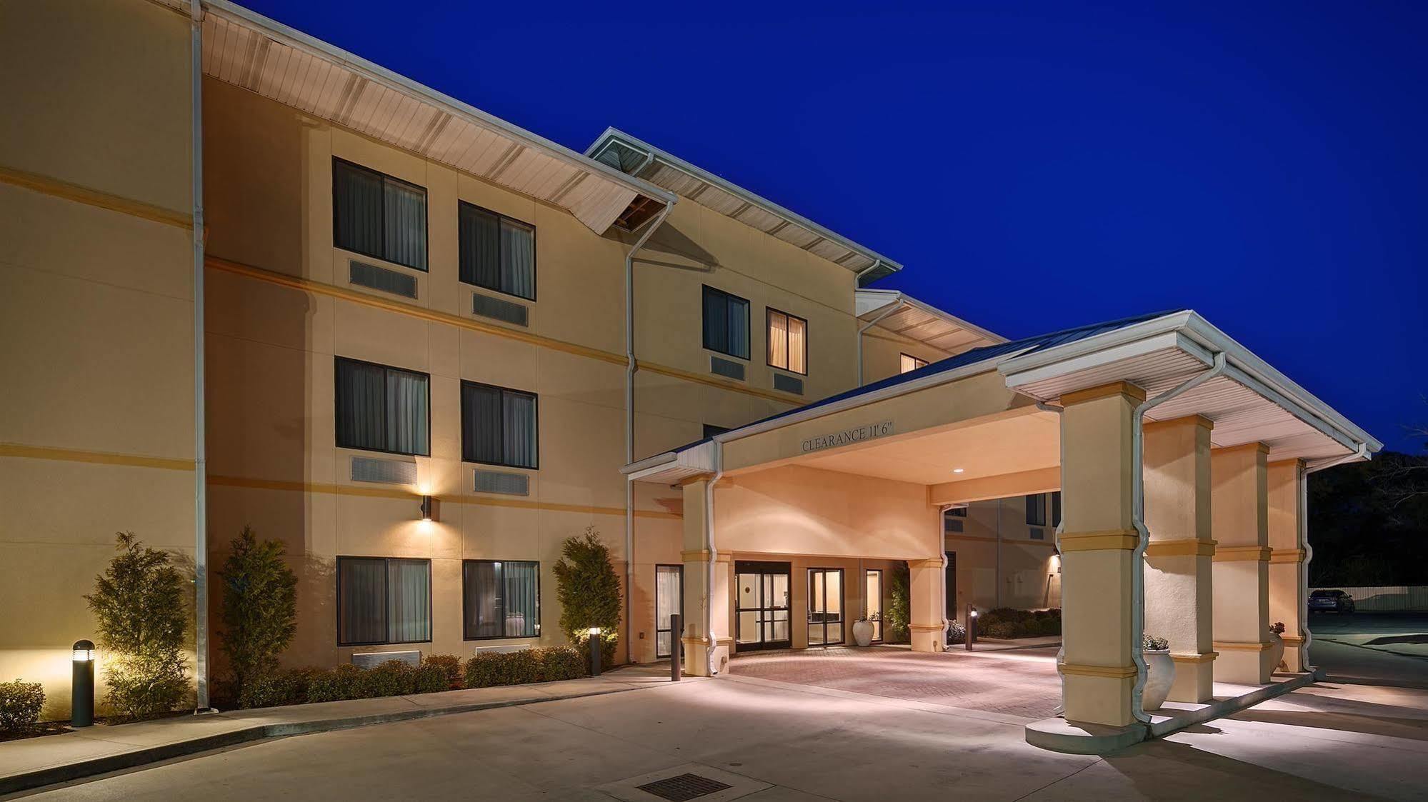 Days Inn By Wyndham Semmes Mobile Exterior foto