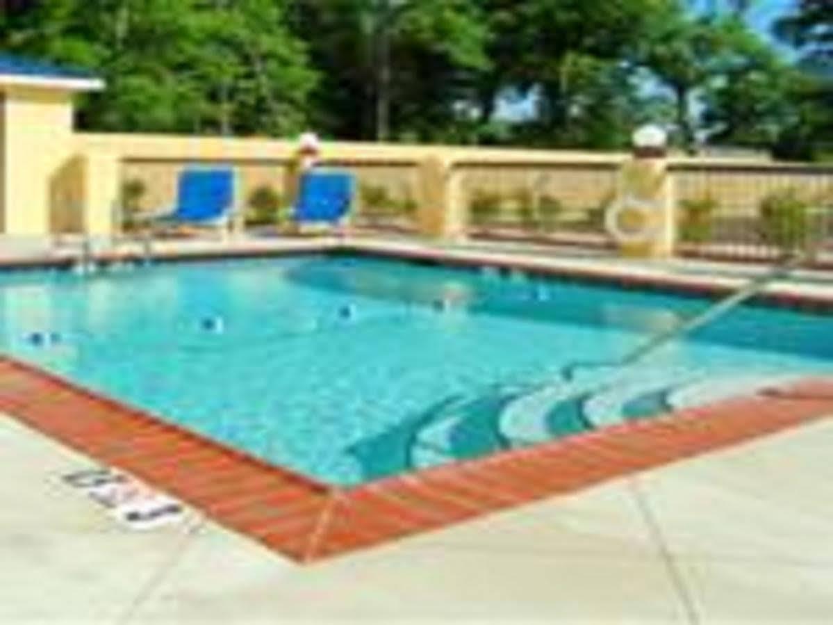 Days Inn By Wyndham Semmes Mobile Exterior foto